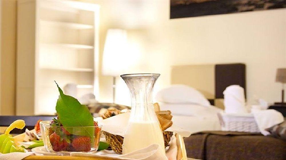 Plebiscito Apartment Napoli Eksteriør bilde