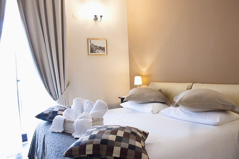 Plebiscito Apartment Napoli Eksteriør bilde